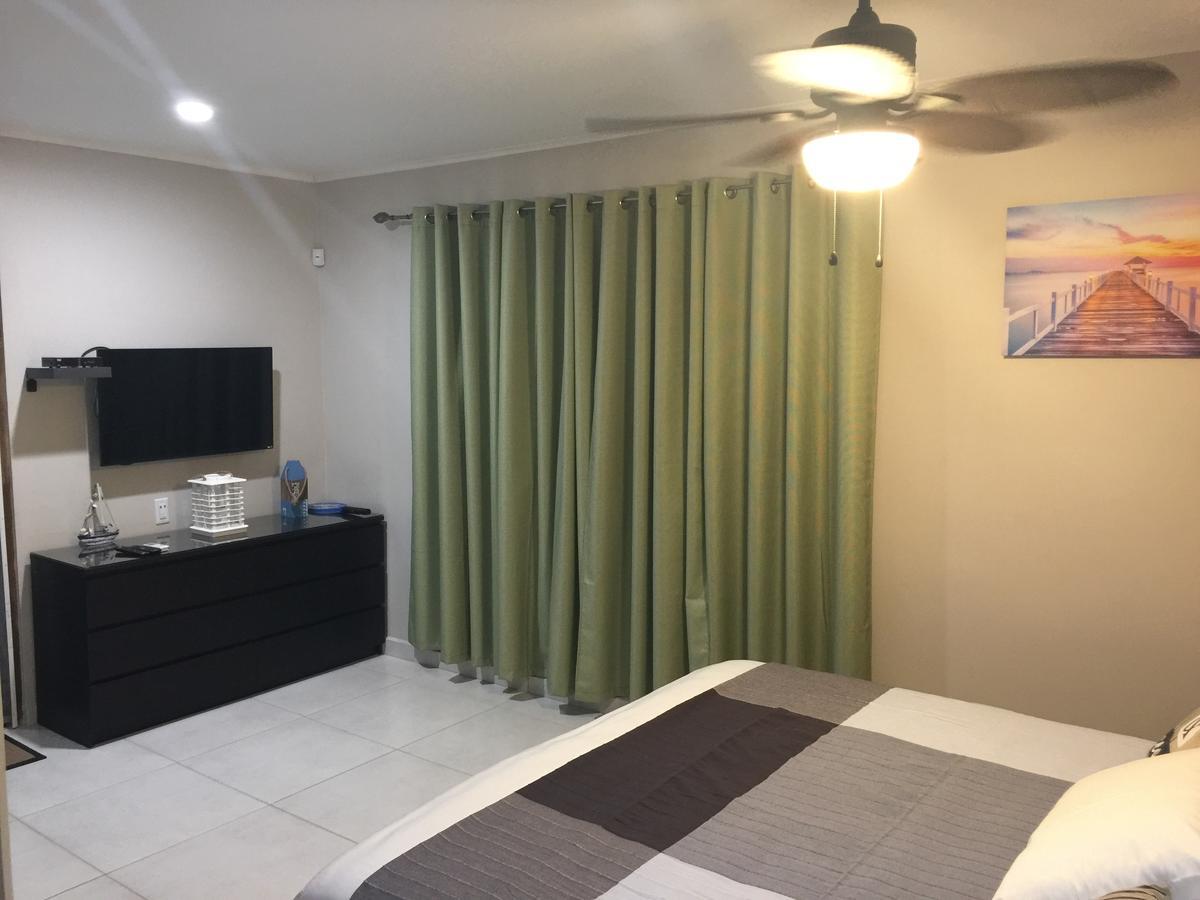 The Pier Beach Inn & Suites Willemstad Exterior foto